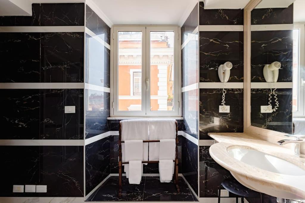 41 Nazionale Suite 41 罗马 外观 照片