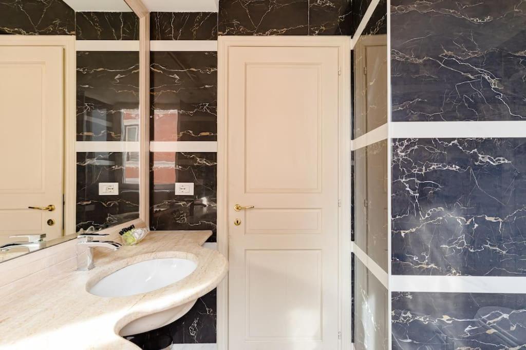 41 Nazionale Suite 41 罗马 外观 照片